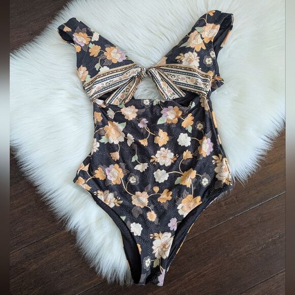 Rip Curl Surf Gypsy One Piece Washed Black Floral One-Piece Swimsuit S Small - Picture 1 of 8